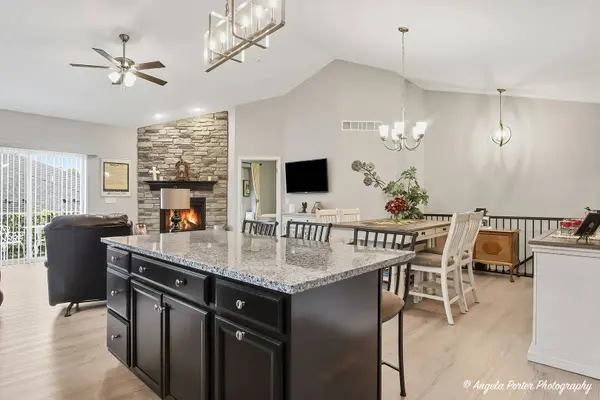 671 Tindalls Nest, Twin Lakes, WI 53181
