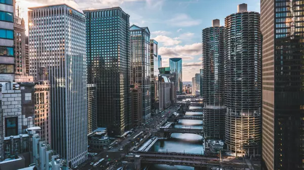 Will Mortgage Rates Finally Drop Below 6%? Here’s What It Could Mean for Chicago Buyers and Sellers