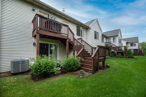 1027 Fairway Drive #1207, Fox Lake, IL 60020