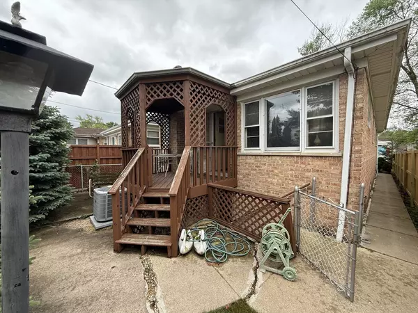 3119 N Oleander Avenue, Chicago, IL 60707