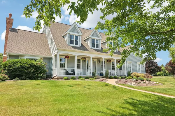 500 Stony Hill Lane, Crystal Lake, IL 60012