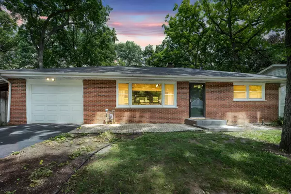 308 Dunbar Road, Mundelein, IL 60060