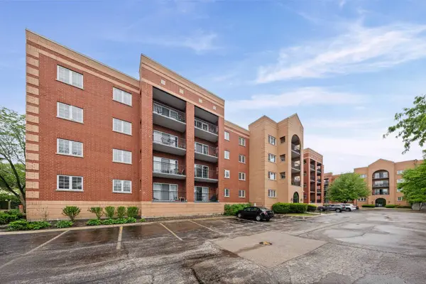 59 S Hale Street #103, Palatine, IL 60067