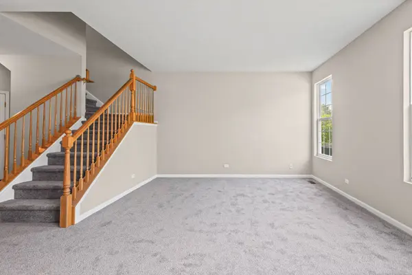 535 N Red Deer RD #535, Round Lake, IL 60073