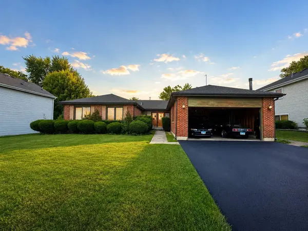 1603 Bayview DR