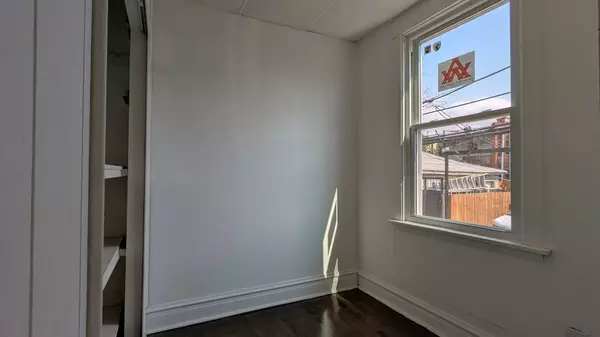 2015 N Leclaire AVE, Chicago, IL 60639