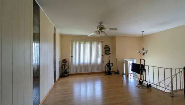 418 Arnold AVE, Romeoville, IL 60446