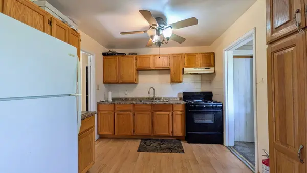 418 Arnold AVE, Romeoville, IL 60446