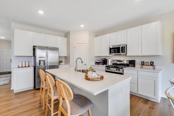 5332 94th PLACE, Pleasant Prairie, WI 53158