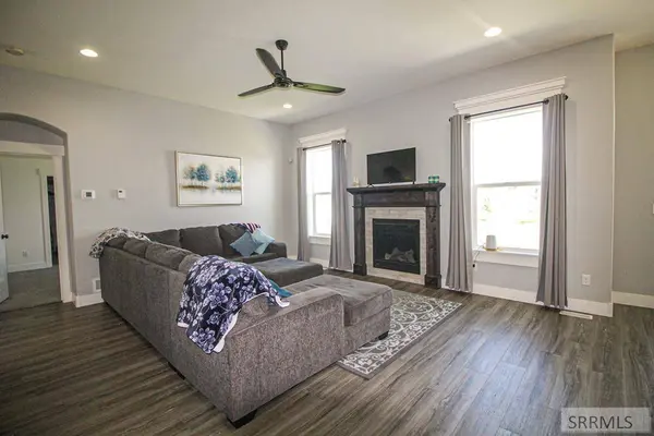 1548 Ernest Drive, Idaho Falls, ID 83402