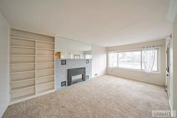 328 N Park Avenue, Shelley, ID 83274