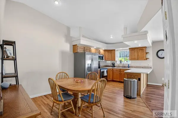 2915 Chasewood Drive, Ammon, ID 83406