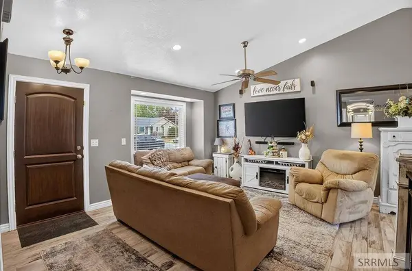 856 Newman Drive, Idaho Falls, ID 83406