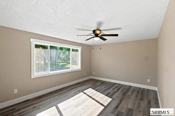 975 Blaine Avenue, Idaho Falls, ID 83402