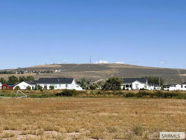4629 N Sunset Drive, Iona, ID 83401
