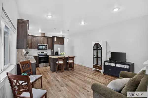 1140 Bingham Avenue, Idaho Falls, ID 83402