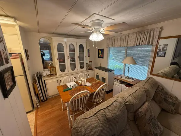 221 W Herndon AVE #193, Pinedale, CA 93650