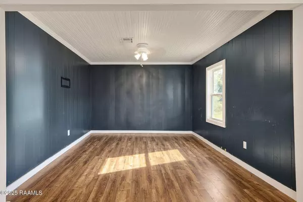 116 Rougeau RD, Lafayette, LA 70508