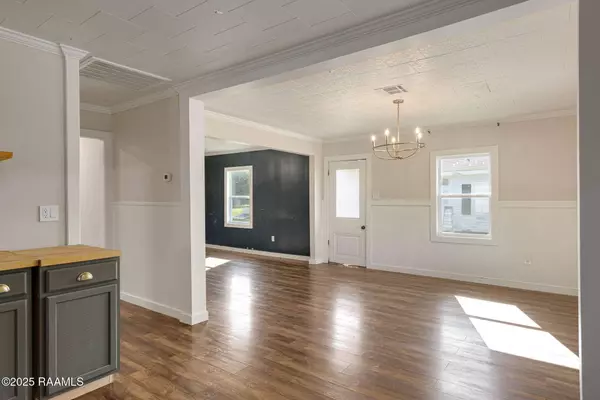 116 Rougeau RD, Lafayette, LA 70508