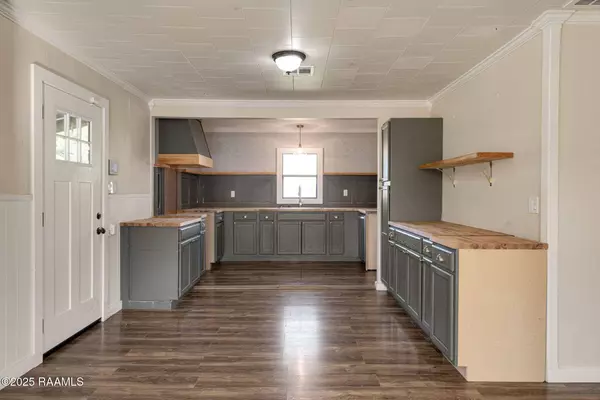 116 Rougeau RD, Lafayette, LA 70508