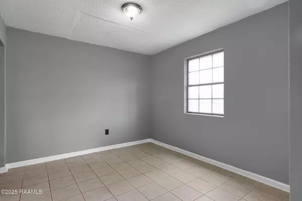 1022 Leo ST, St. Martinville, LA 70582