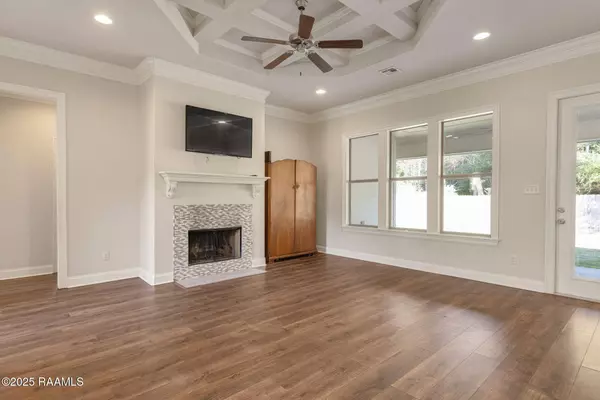 101 Grassland AVE, Lafayette, LA 70508