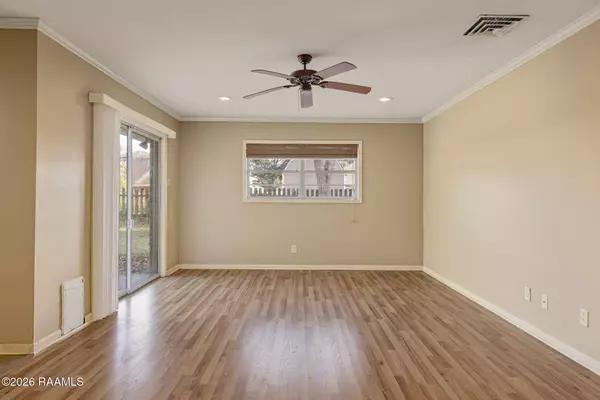 1203 Jeanne ST, Lafayette, LA 70506