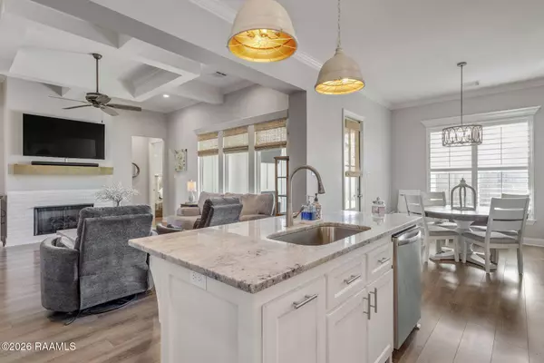 426 Sandy Bay DR, Broussard, LA 70518