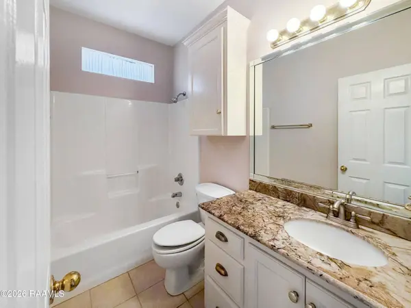 108 Pathway LN, Lafayette, LA 70506