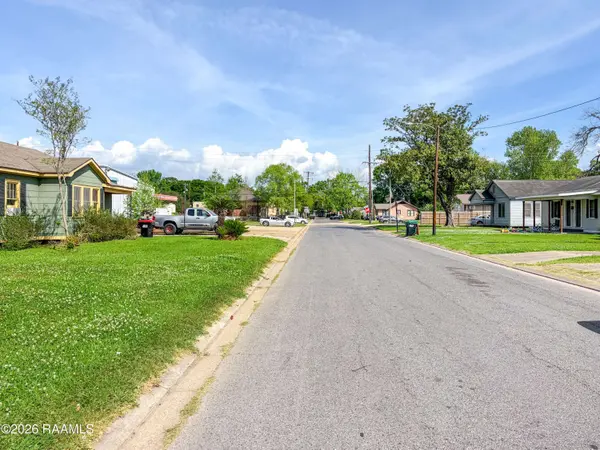 208 Bellot ST, Lafayette, LA 70501