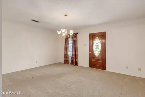 112 Saint Bernadette DR, Lafayette, LA 70507