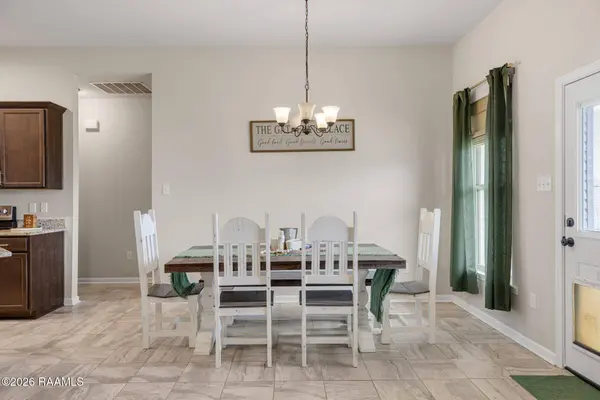218 Hunters Hill DR, Duson, LA 70529