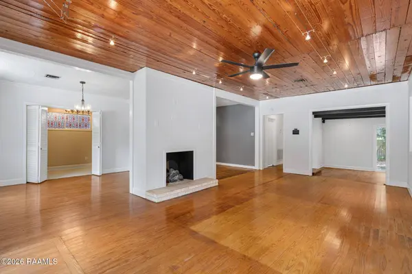 142 Cedar Crest CT, Lafayette, LA 70501