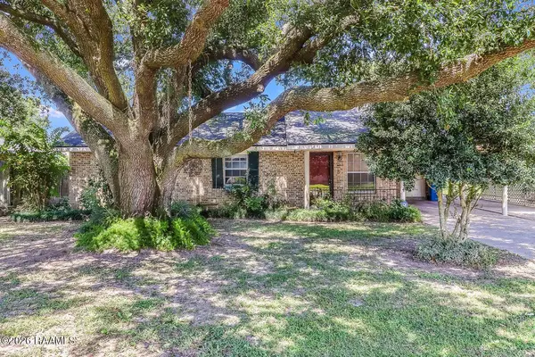 120 Burrow DR