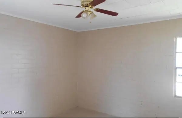 902 Domingue ST, Scott, LA 70583