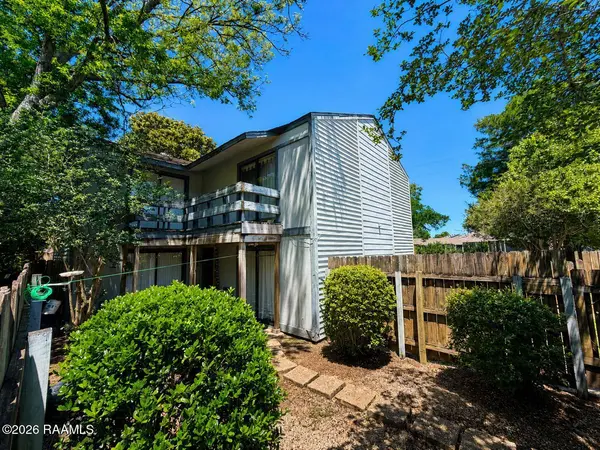 300 Fox Run AVE, Lafayette, LA 70508