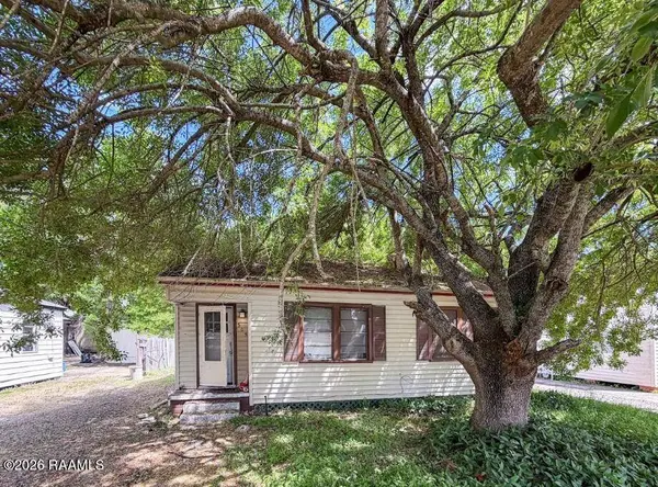 305 Thelma DR