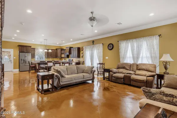 1509 Chemin Agreable, Youngsville, LA 70592