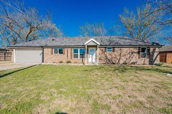6703 Stonewall Street, Greenville, TX 75402