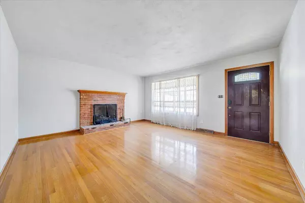 2422 Kingston RD, Roanoke, VA 24017