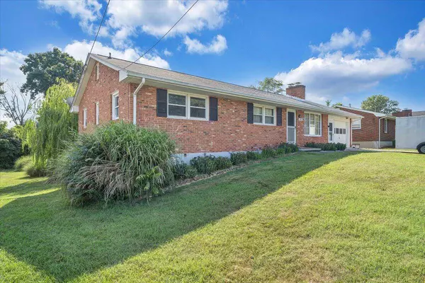 2422 Kingston RD, Roanoke, VA 24017