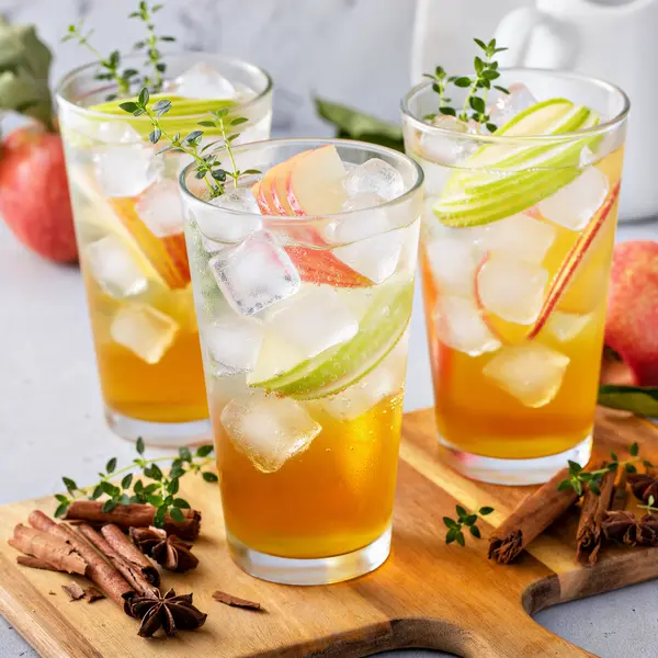 Sparkling Apple Cider Spritz for a Florida Fall