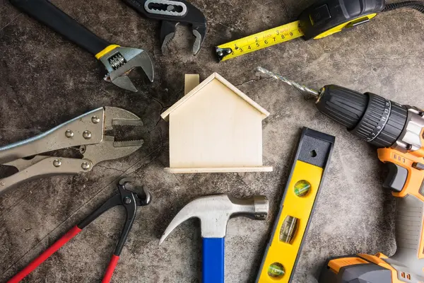 How Florida Homeowners Can Lower Insurance Costs
