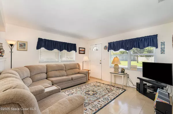 3010 Kirby DR, Titusville, FL 32796