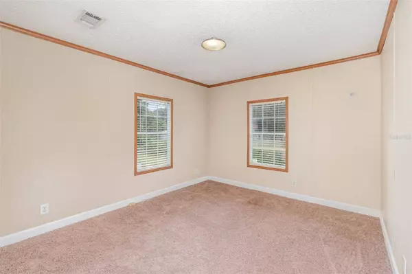 25542 MATHEW ST, Christmas, FL 32709