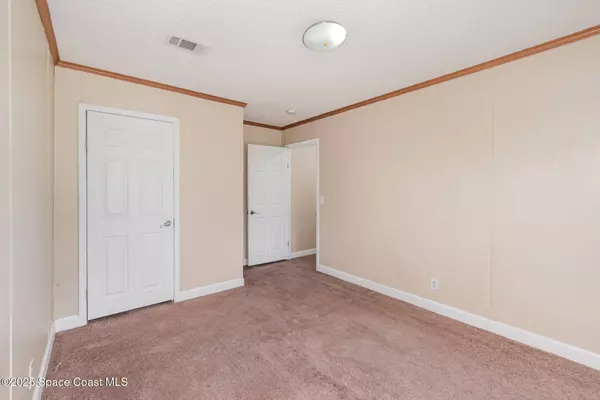 25542 Mathew ST, Christmas, FL 32709