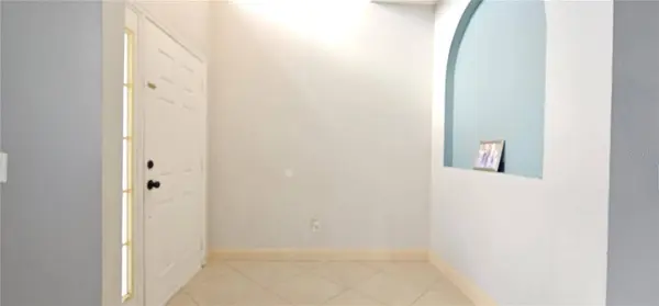 10927 LEADER LN, Orlando, FL 32825