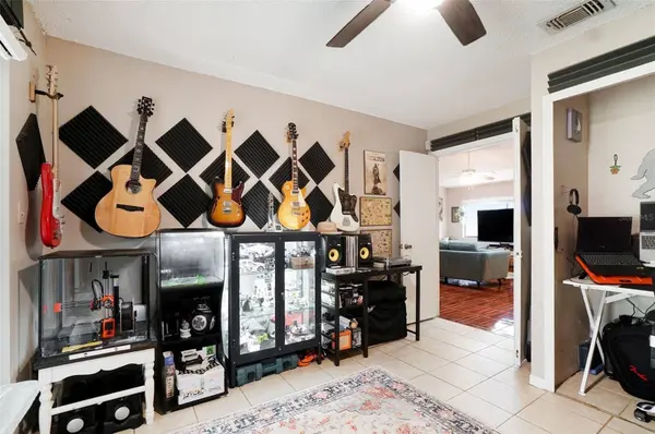 596 LAKE DOE BLVD, Apopka, FL 32703