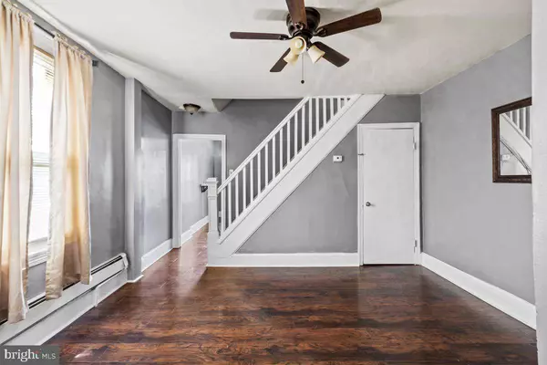 636 ELIZABETH ST, Beverly, NJ 08010