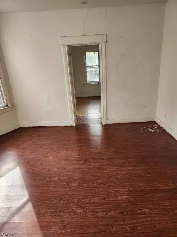 337 Hudson St, Hackensack City, NJ 07601